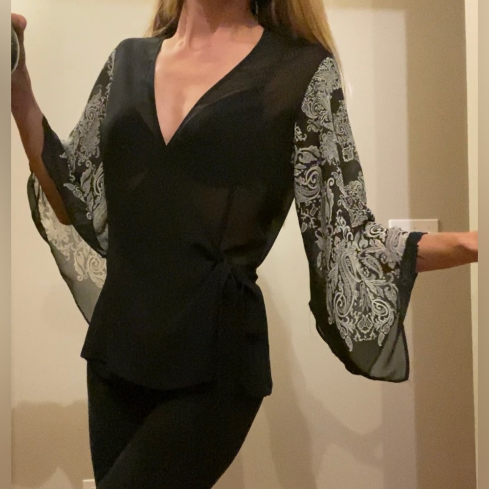 New York & Company: Cardigan Wrap